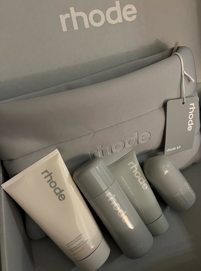 the rhode kit / Four daily skin essentials - disponível em